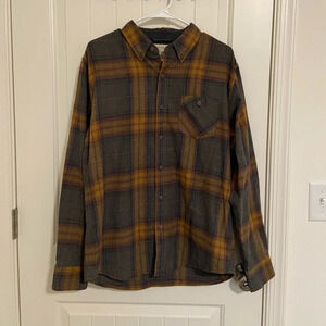 EUC | Weatherproof men’s plaid vintage style button‎ down flannel shirt — medium